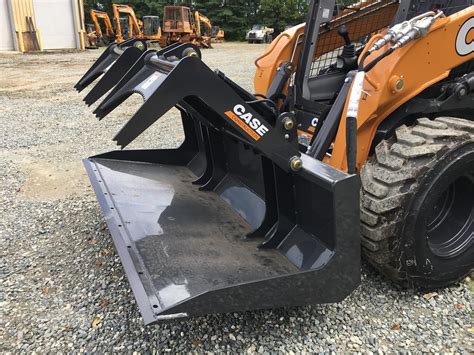 CASE Grapple, Bucket For Sale 